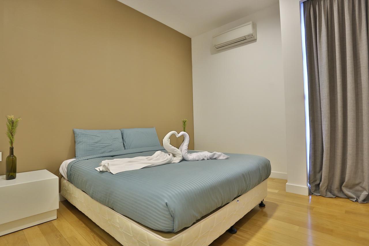 Platinum Suite Klcc @ Penguin Homes *
