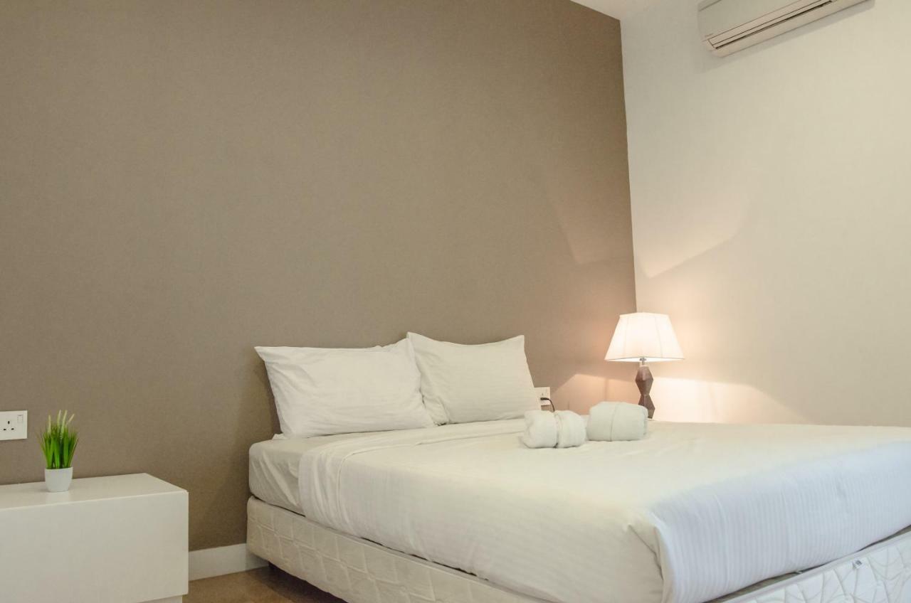 Platinum Suite Klcc @ Penguin Homes * Kuala Lumpur